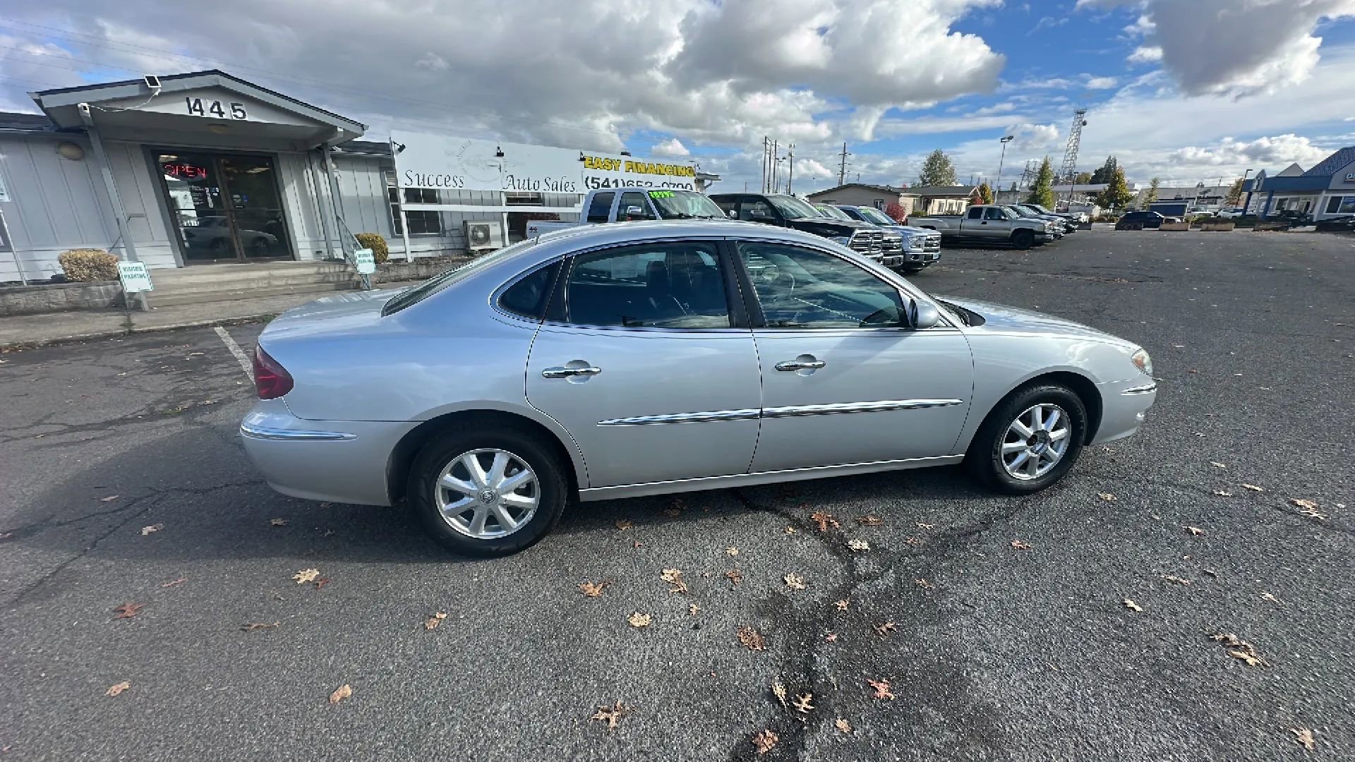 Used 2005 Buick LaCrosse CXL w/ Gold Convenience Package image 3