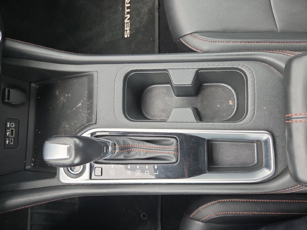 Used 2023 Nissan Sentra SR w/ SR Premium Package FWD image 40