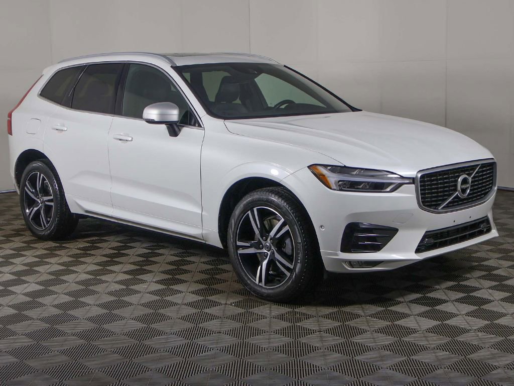 Used 2018 Volvo XC60 T6 R-Design w/ Vision Package image 2