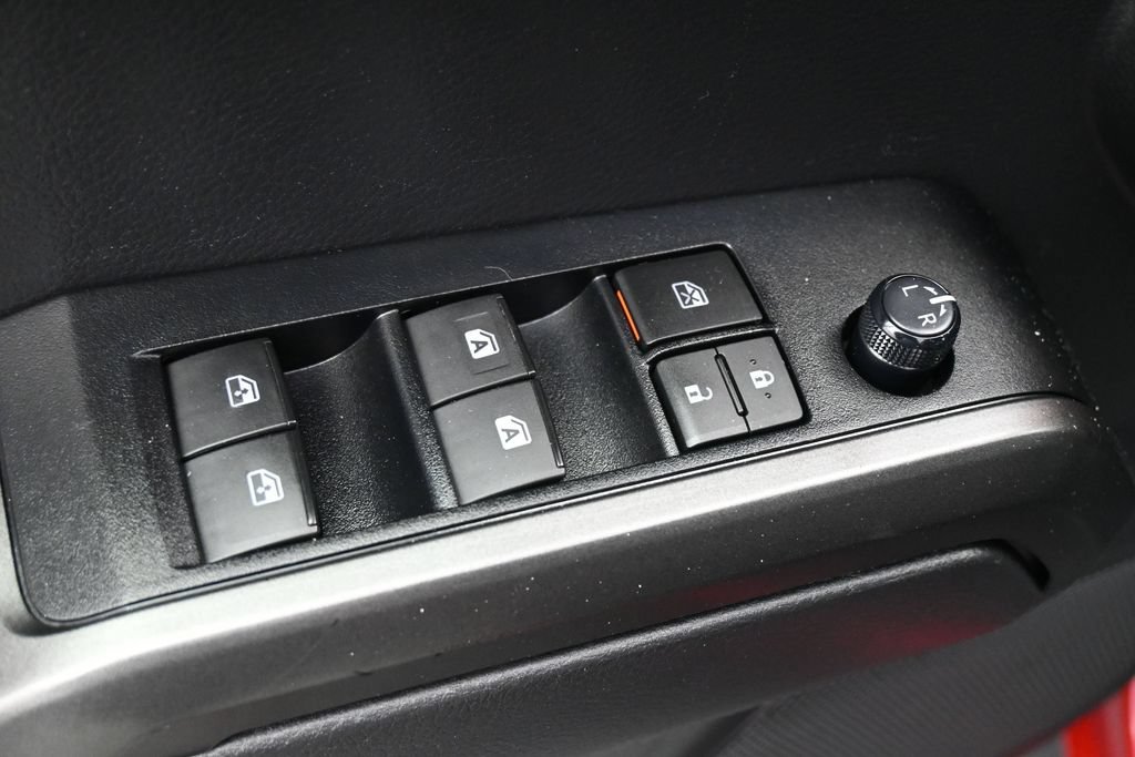 Used 2022 Toyota Tacoma TRD Sport w/ Technology Package AWD/4WD image 4