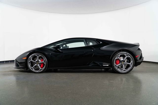Used 2022 Lamborghini Huracan EVO image 5