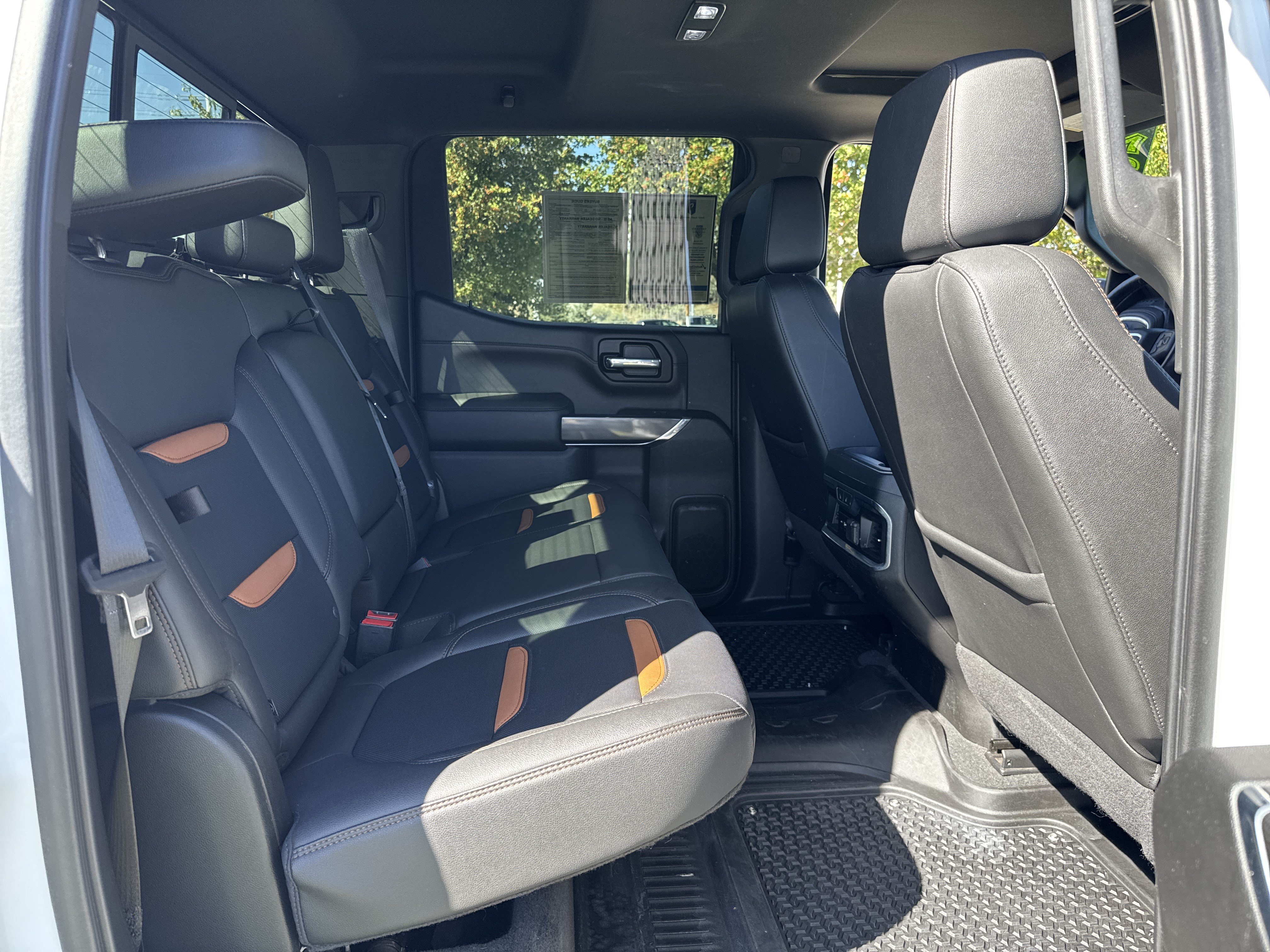 Used 2021 GMC Sierra 1500 AT4 w/ AT4 Preferred Package AWD/4WD image 24