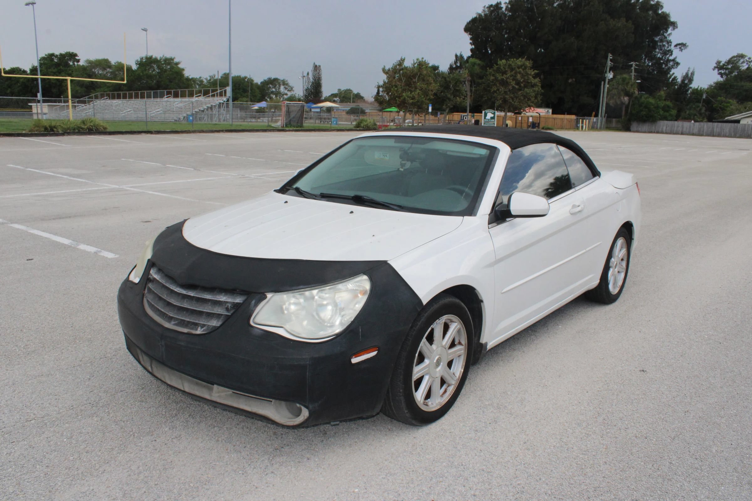 Used 2008 Chrysler Sebring Touring w/ Special Touring Group FWD image 1
