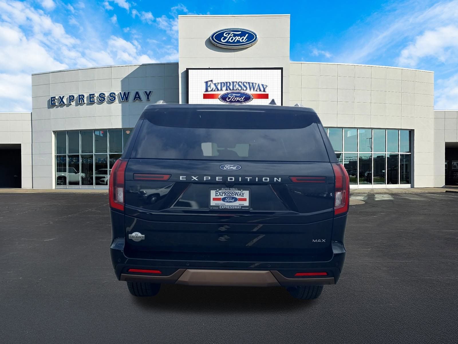 Used 2025 Ford Expedition Max King Ranch image 7