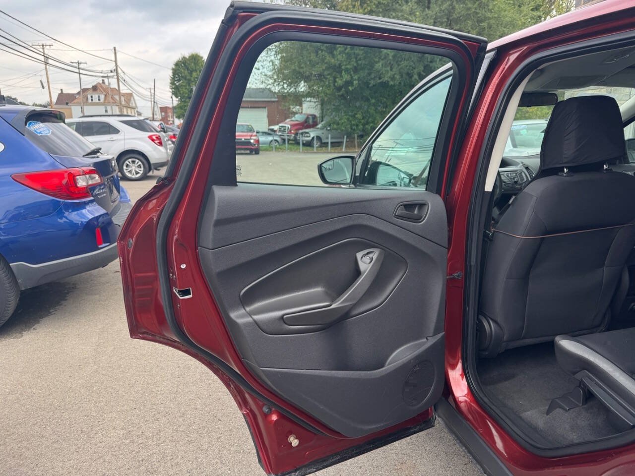 Used 2014 Ford Escape S FWD image 14