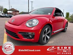 Used 2015 Volkswagen Beetle R-Line FWD image 1