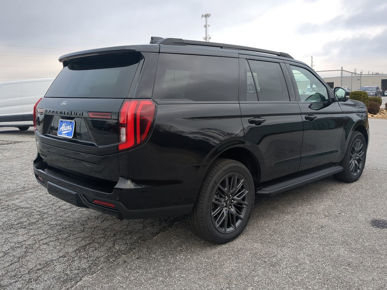 New 2026 Ford Expedition Platinum w/ Stealth Appearance Package image 3