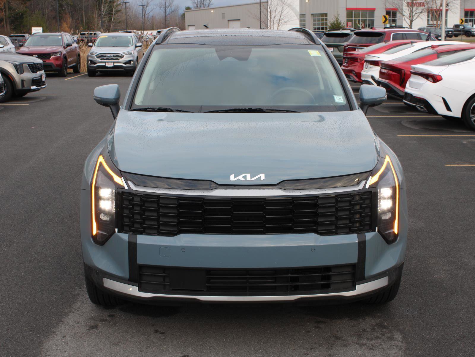 New 2026 Kia Sportage AWD Hybrid image 2