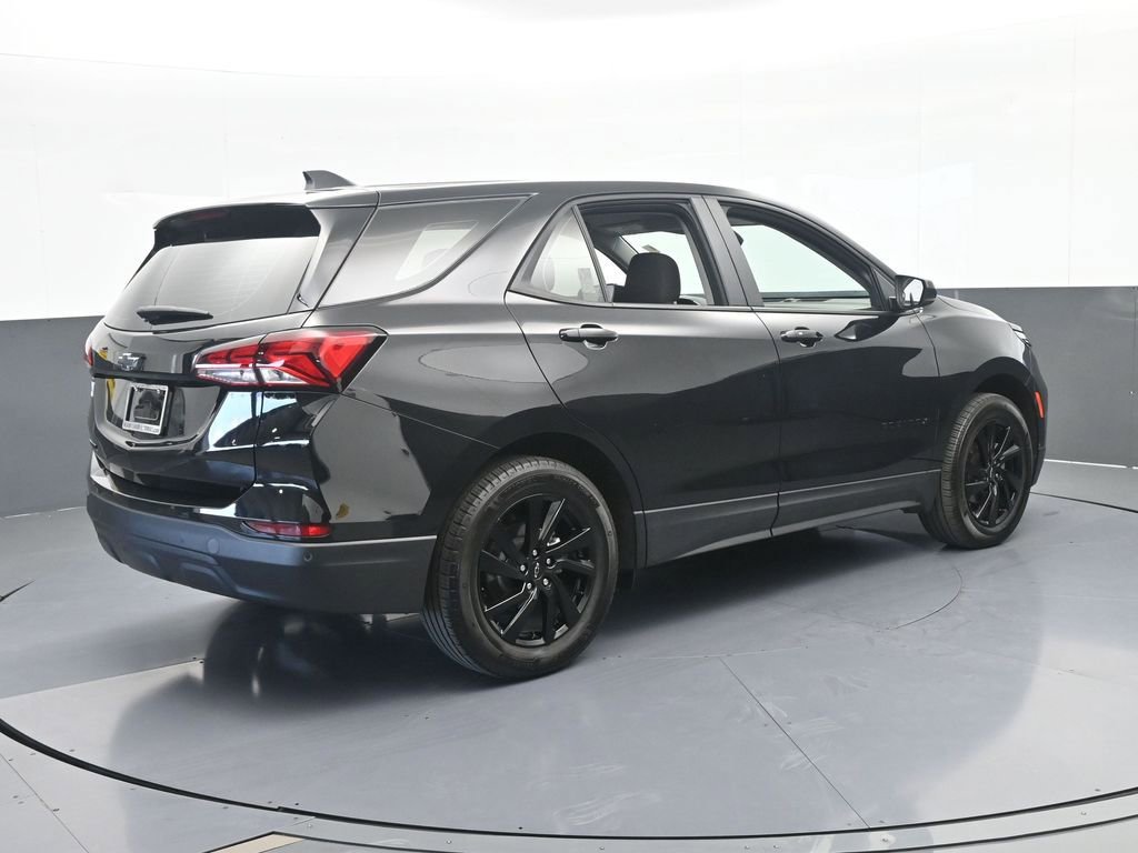 Used 2024 Chevrolet Equinox LS w/ Midnight Edition FWD image 6