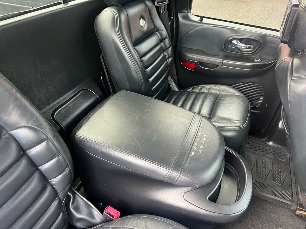 Used 2001 Ford F150 Harley-Davidson RWD image 33
