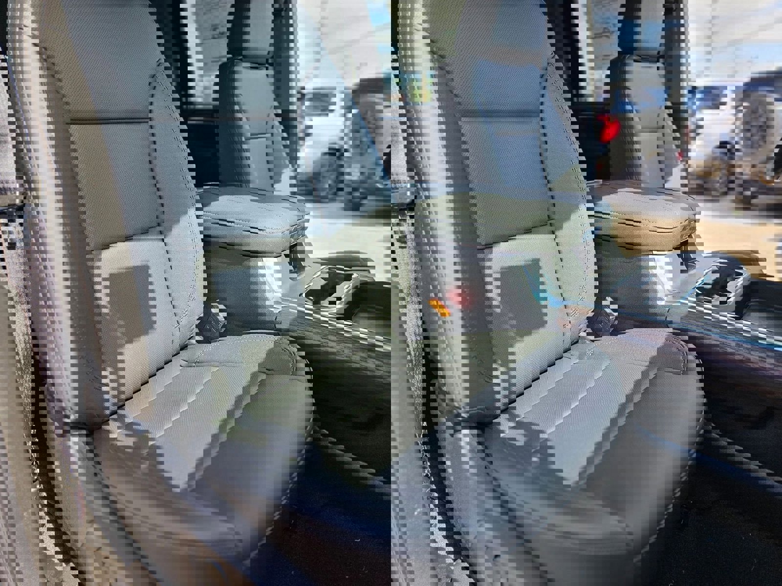 New 2026 GMC Sierra 2500 SLT w/ SLT Convenience Package image 26