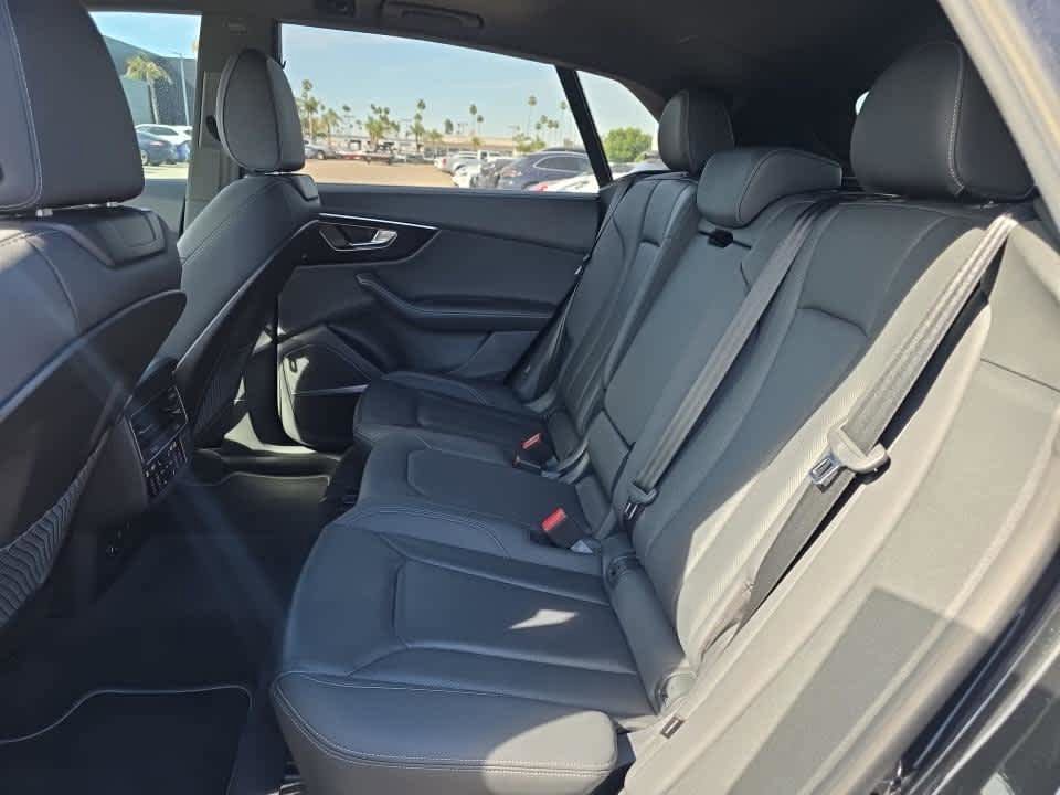Used 2023 Audi Q8 Premium Plus w/ Premium Plus Package AWD/4WD image 25