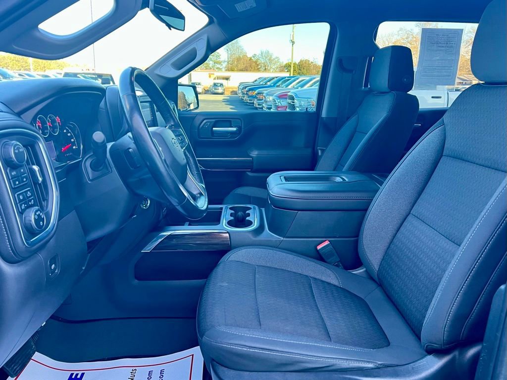 Used 2020 Chevrolet Silverado 1500 RST AWD/4WD image 11