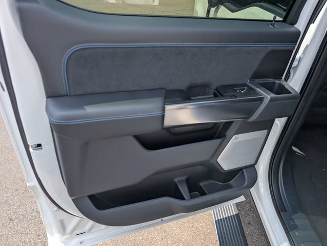 New 2026 Ford F250 Platinum AWD/4WD image 11
