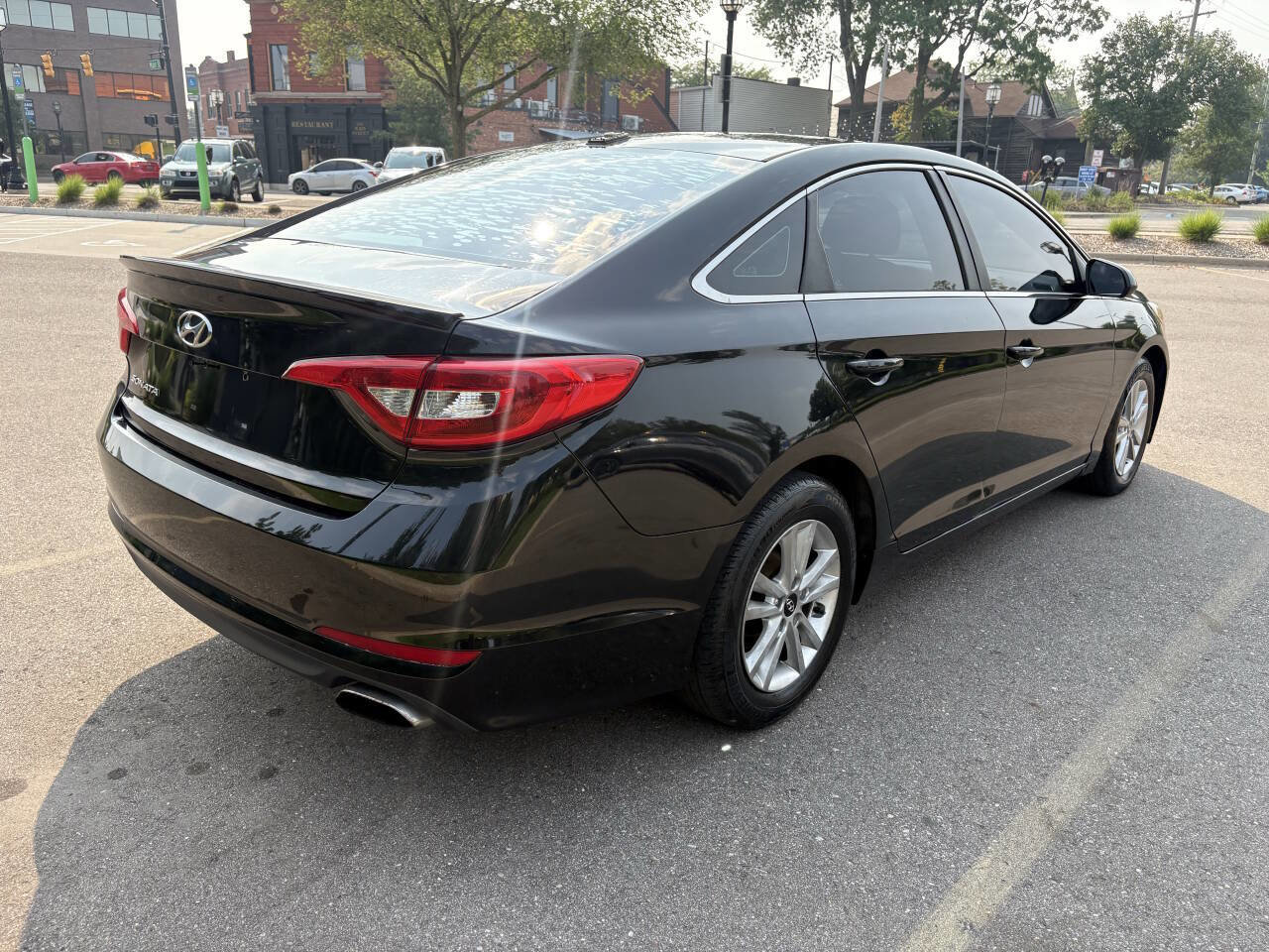 Used 2016 Hyundai Sonata SE image 11