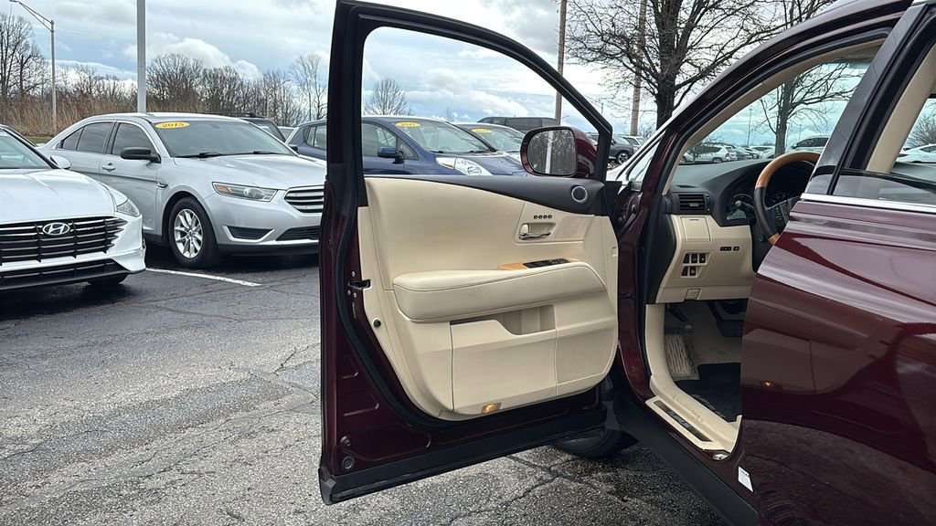 Used 2015 Lexus RX 450h AWD image 11