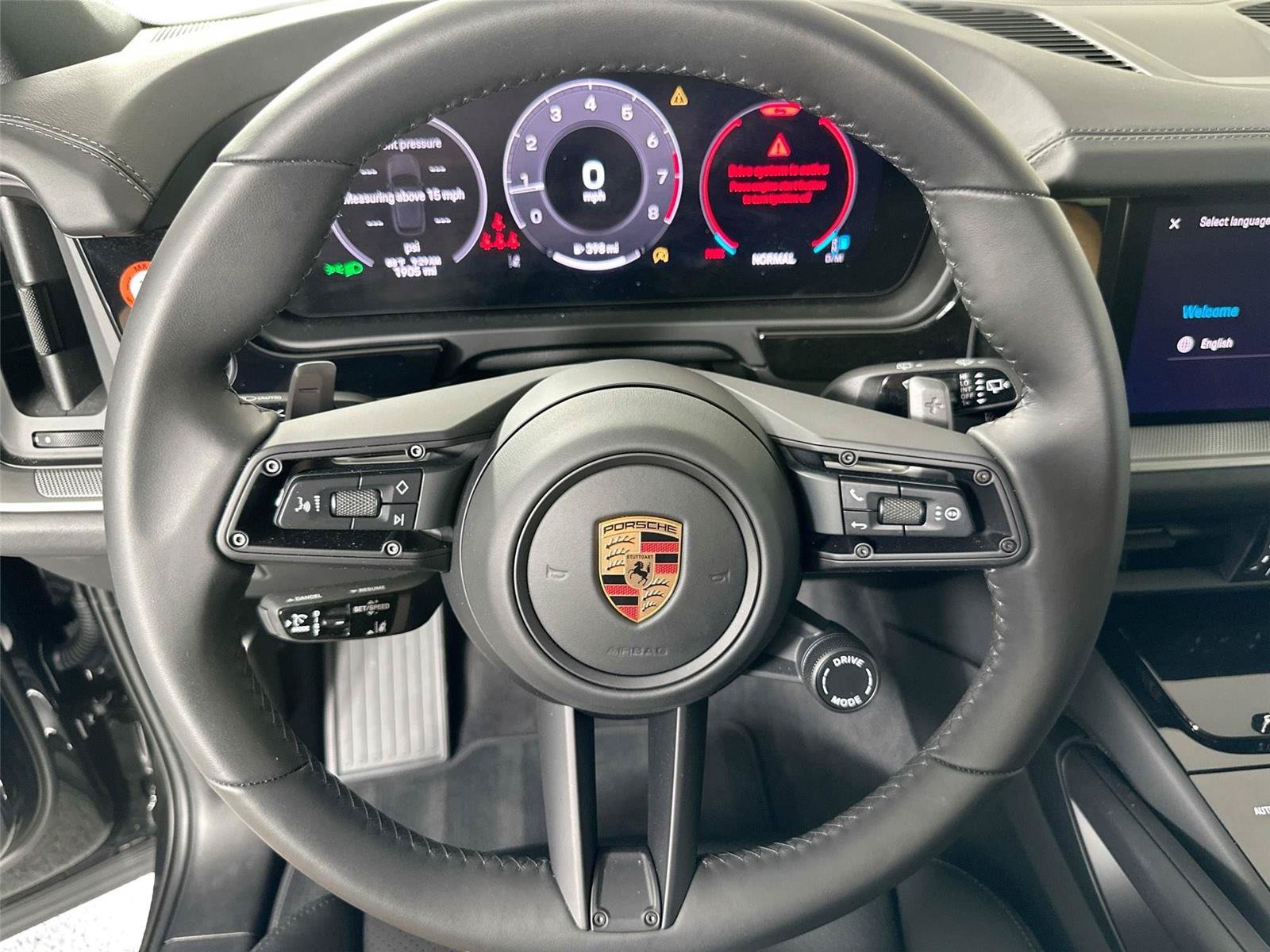 Certified 2025 Porsche Cayenne AWD/4WD image 20
