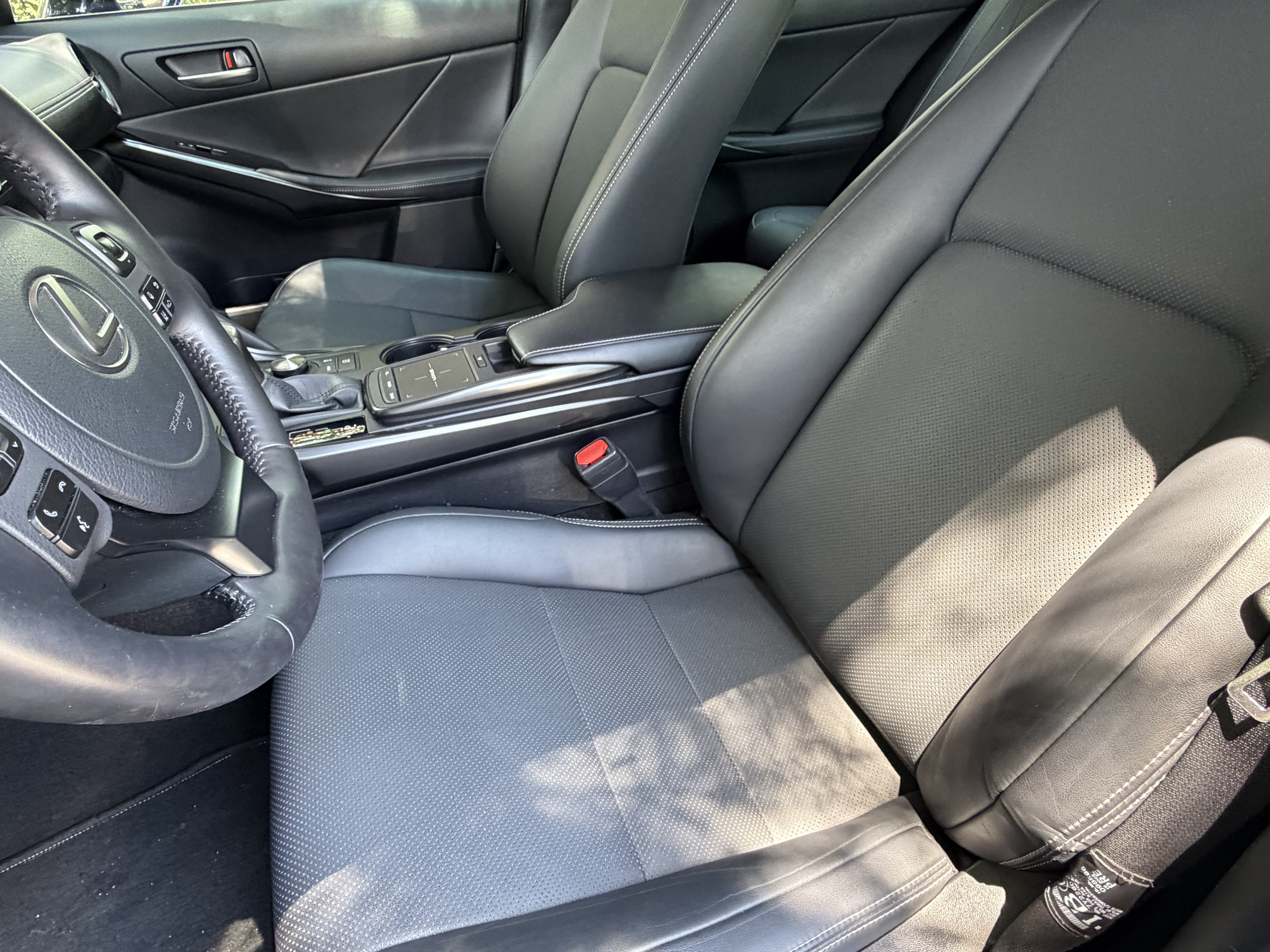 Certified 2024 Lexus IS 350 F Sport RWD image 17