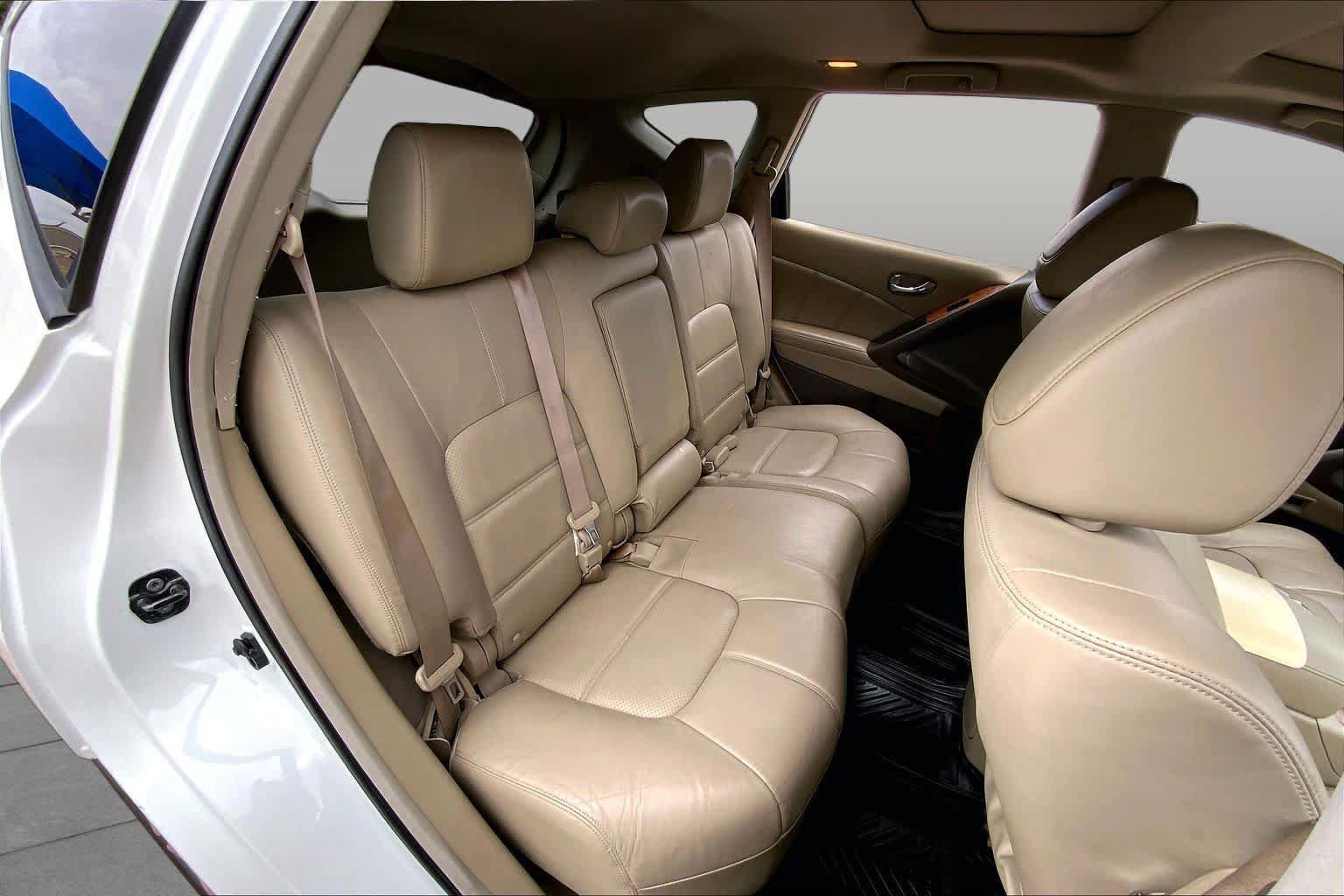 Used 2011 Nissan Murano LE w/ Navigation Pkg FWD image 19