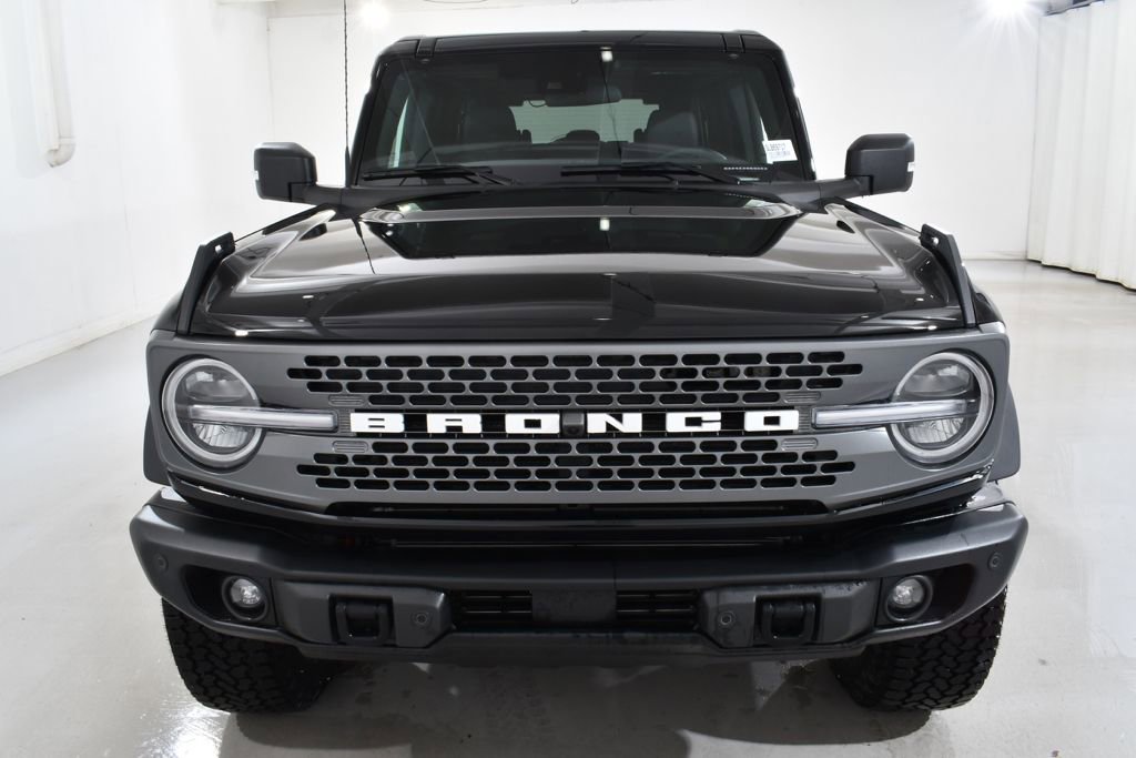 New 2025 Ford Bronco Badlands image 3