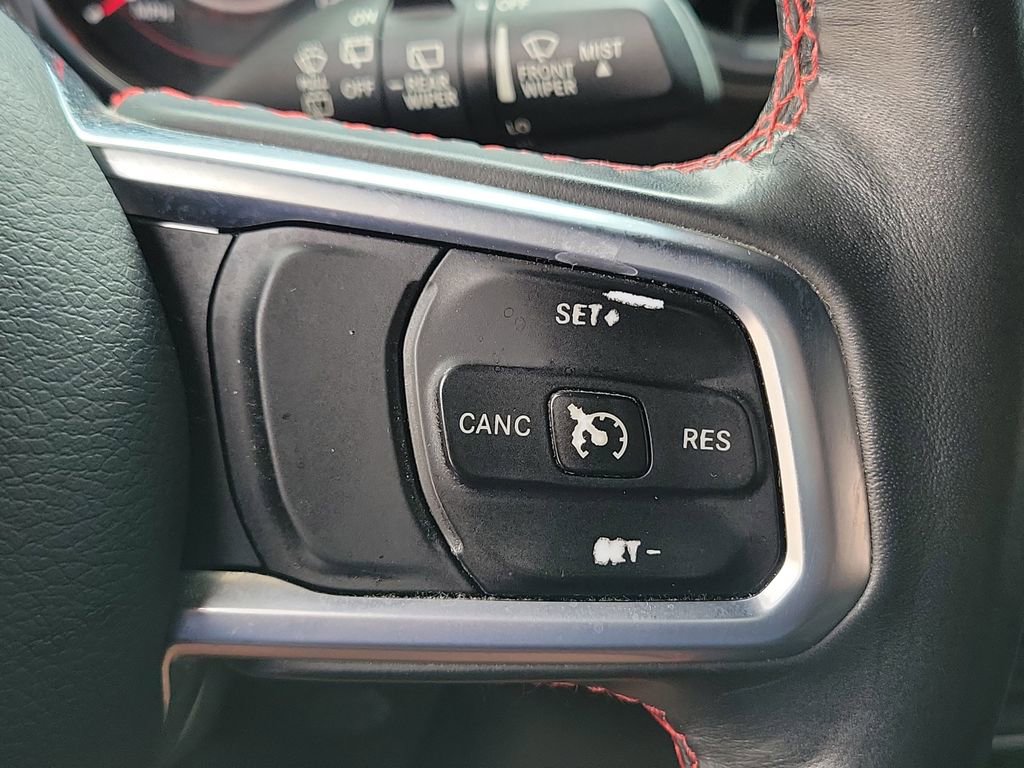 Used 2018 Jeep Wrangler Rubicon AWD/4WD image 17