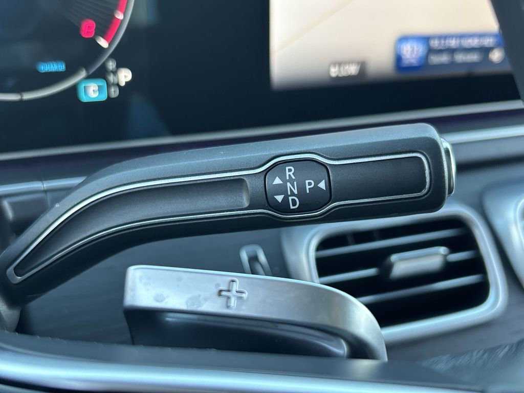 Used 2025 Mercedes-Benz GLE 450 4MATIC Coupe image 16