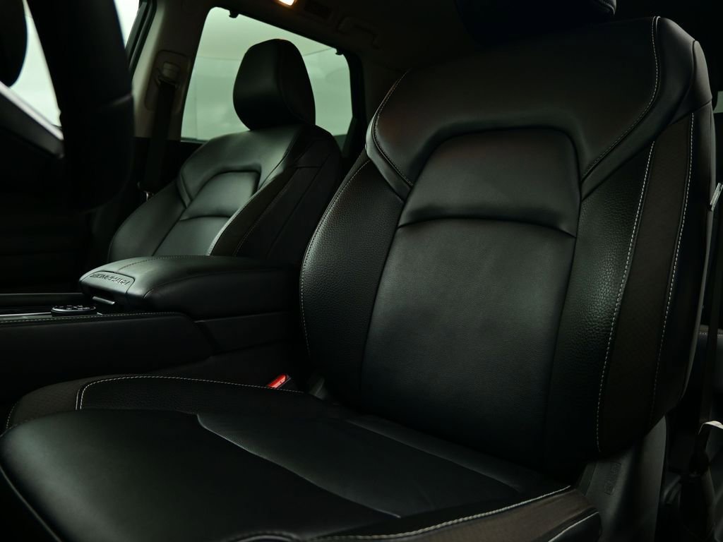 Used 2024 Nissan Pathfinder SL image 57