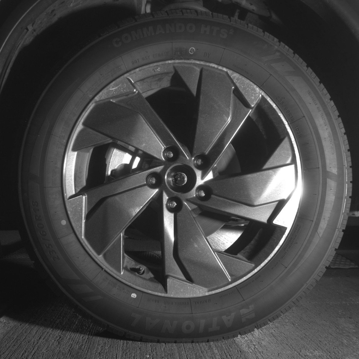 Used 2025 Nissan Rogue SV image 12