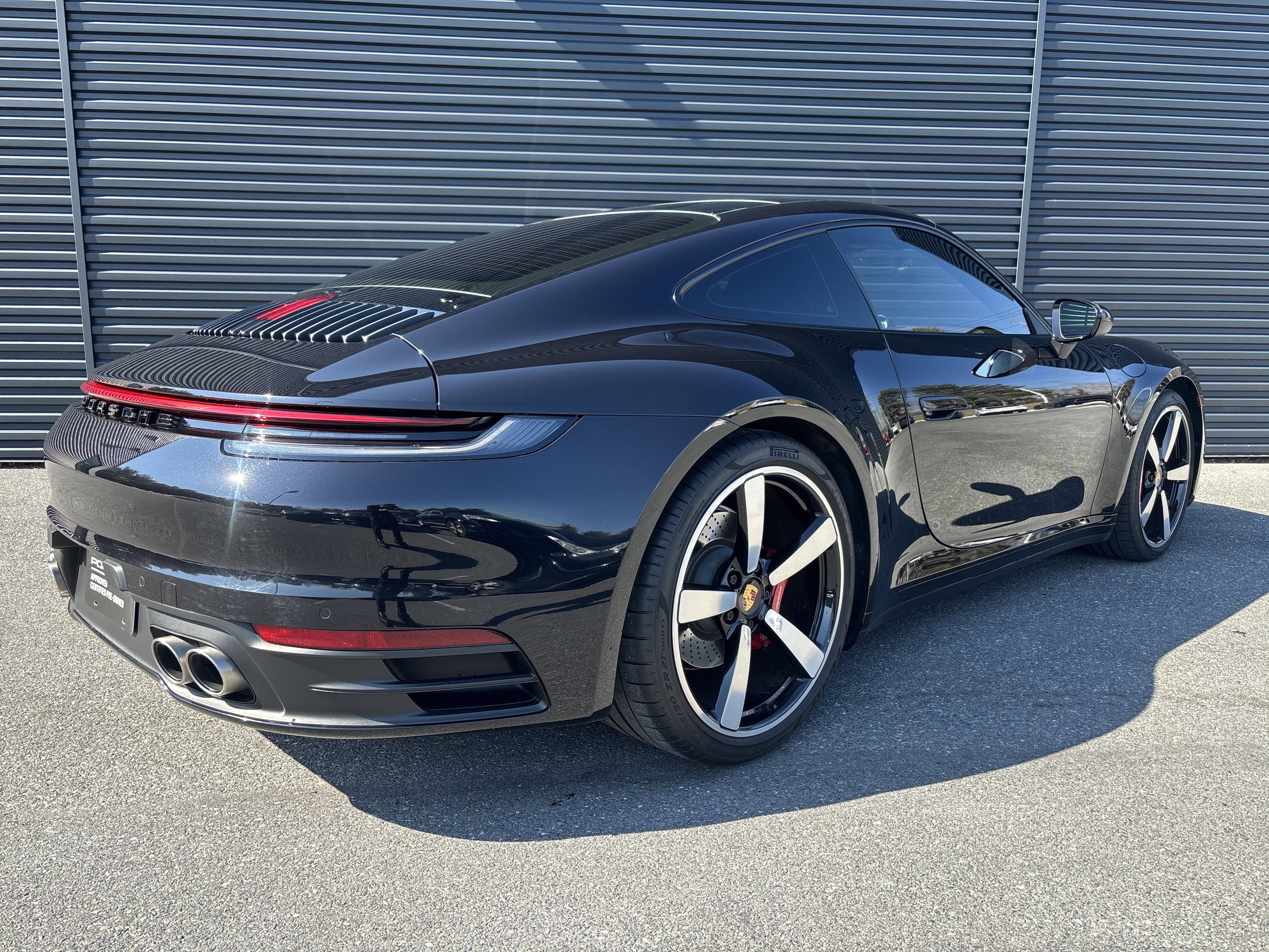 Used 2020 Porsche 911 Carrera 4S w/ Premium Package image 5