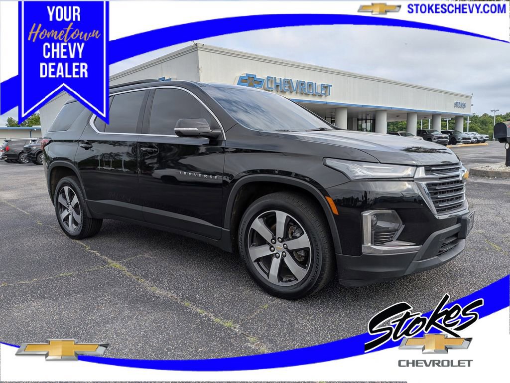Used 2023 Chevrolet Traverse LT w/ LT Premium Package AWD/4WD image 1