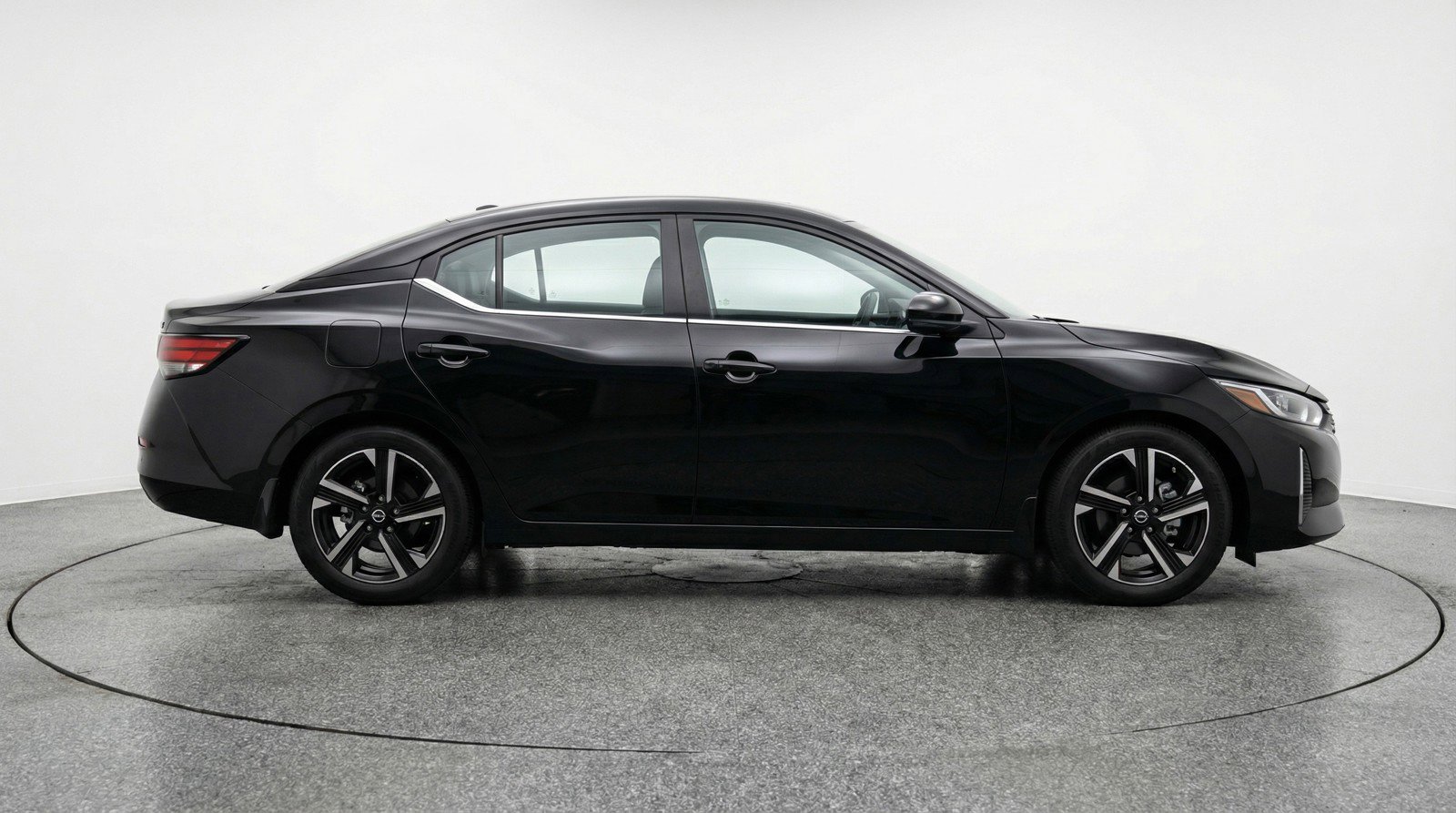 Used 2025 Nissan Sentra SV image 11