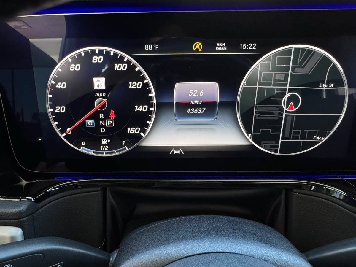 Used 2021 Mercedes-Benz G 550 image 32