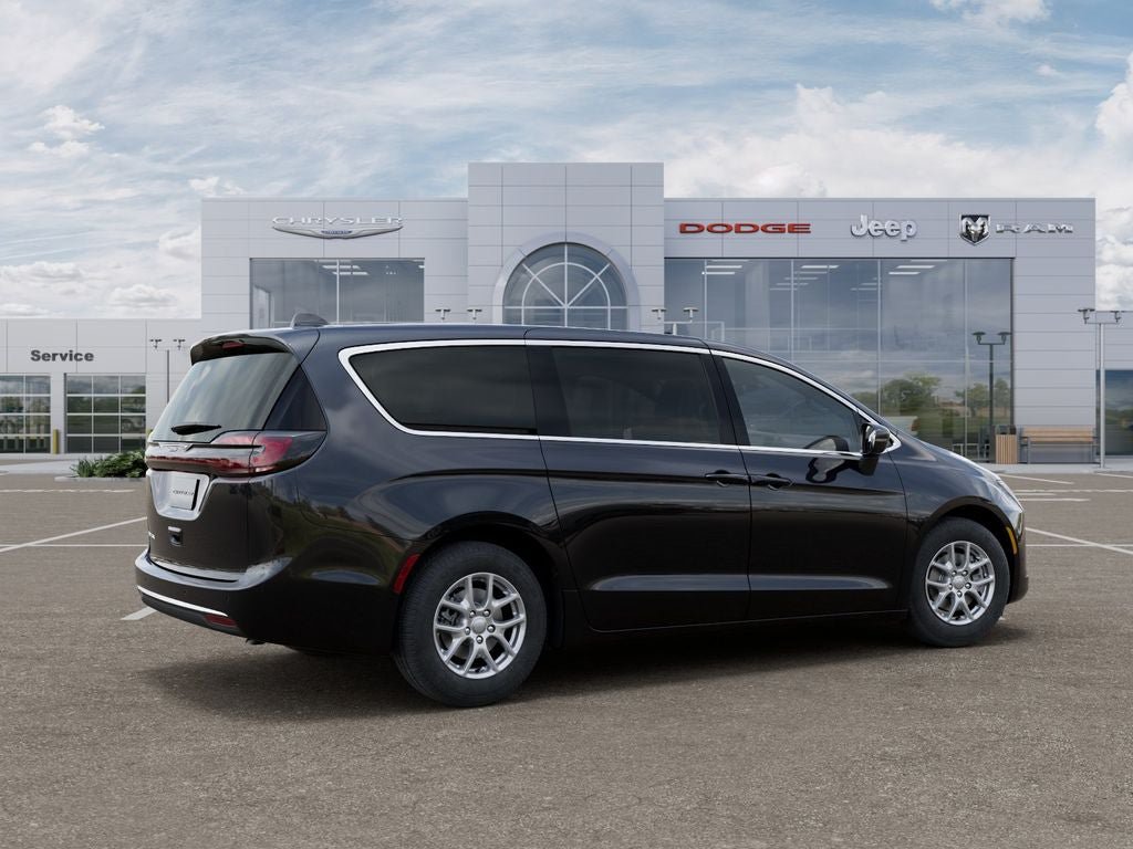 New 2027 Chrysler Pacifica Select FWD image 4
