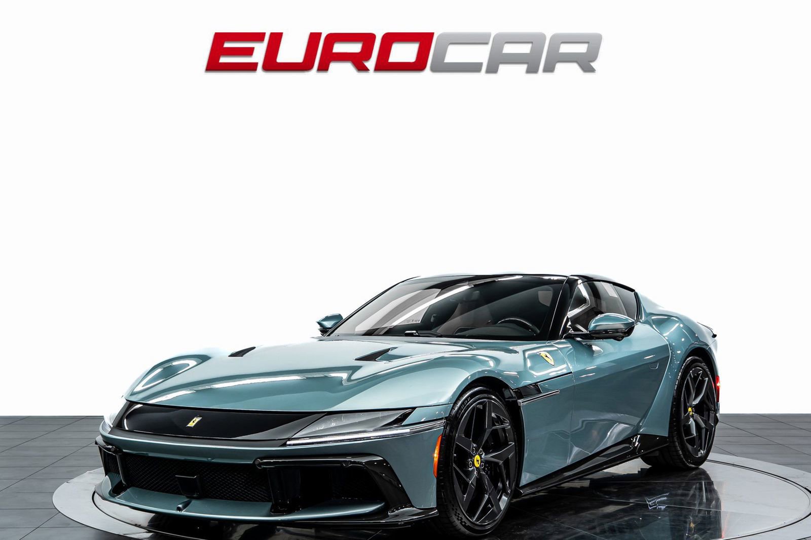 Used 2025 Ferrari 12Cilindri image 1