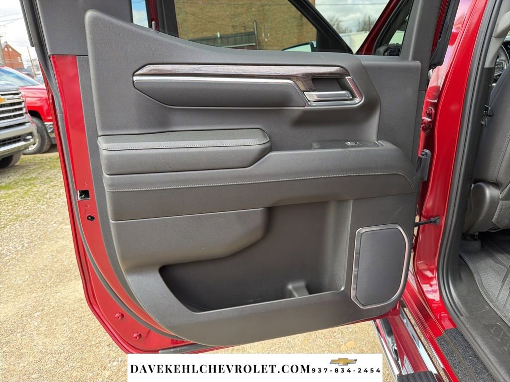 Used 2023 Chevrolet Silverado 1500 LTZ w/ LTZ Premium Package image 18