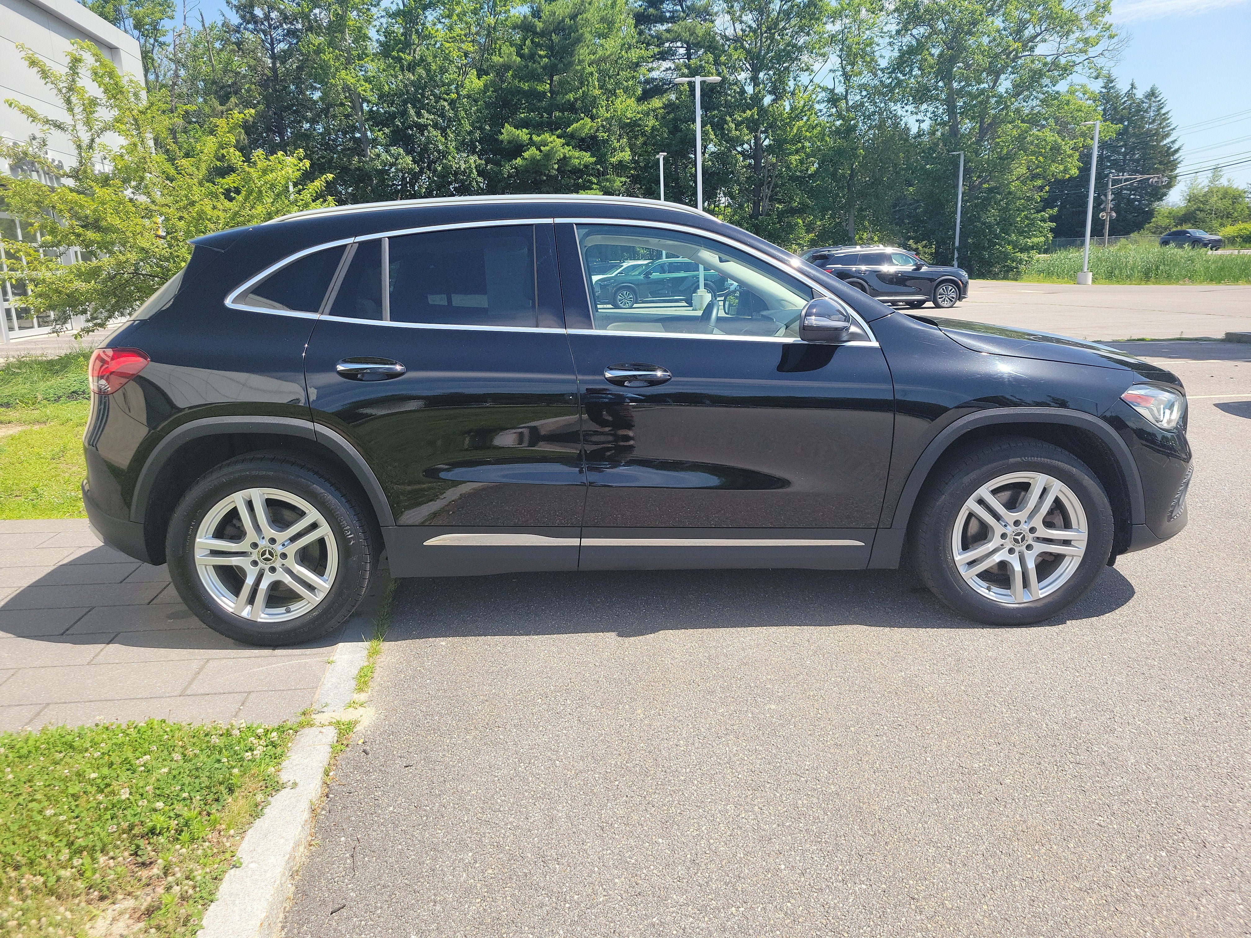 Used 2022 Mercedes-Benz GLA 250 4MATIC image 8