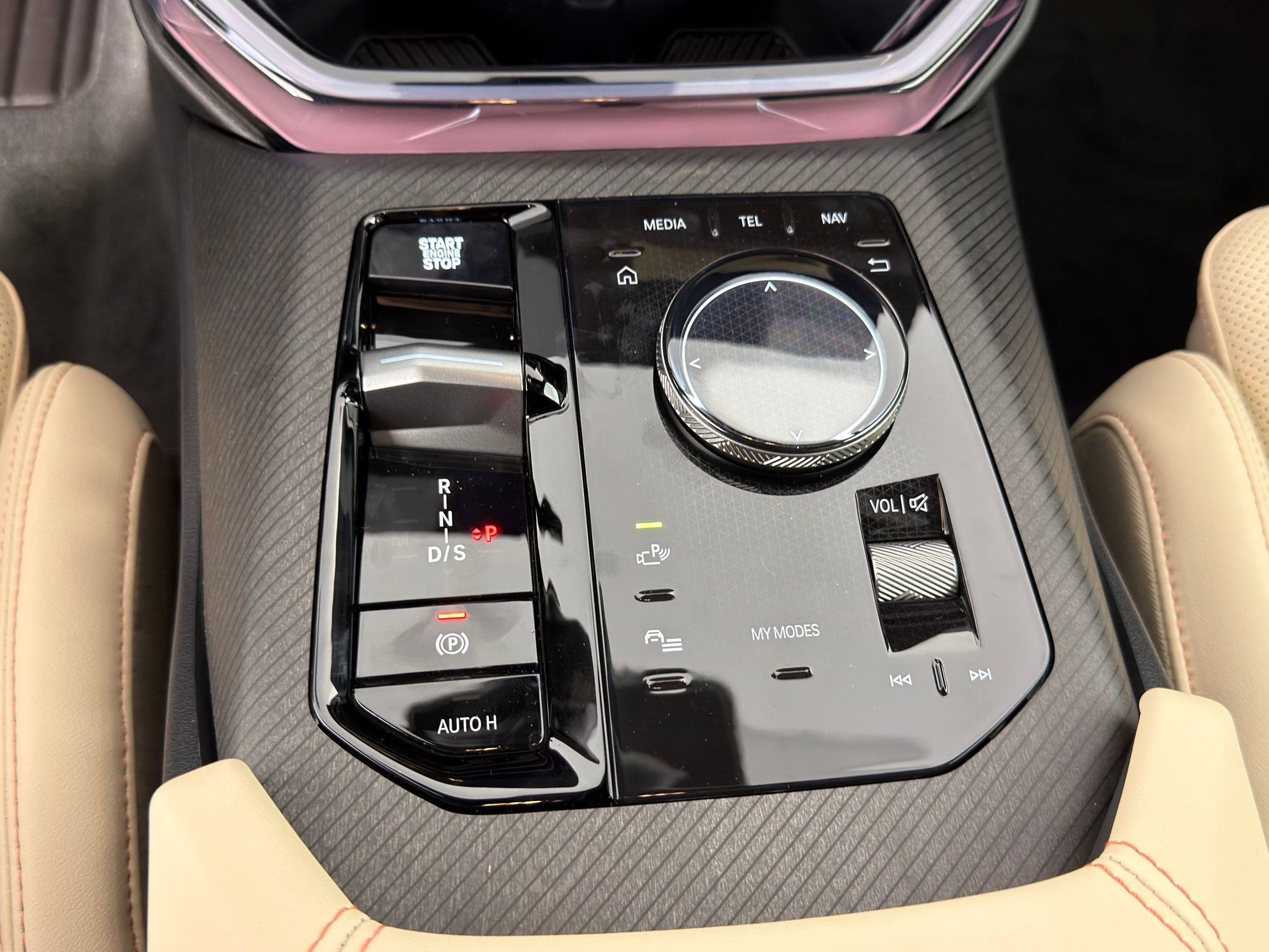 Used 2026 BMW X3 xDrive30 w/ Convenience Package image 15