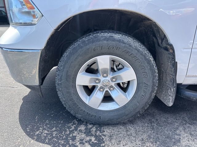 Used 2022 RAM 1500 Classic SLT AWD/4WD image 22