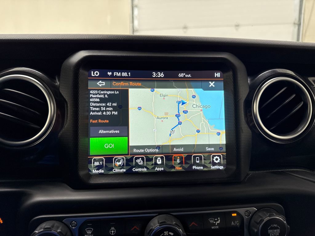 Used 2020 Jeep Wrangler Unlimited Sahara AWD/4WD image 23