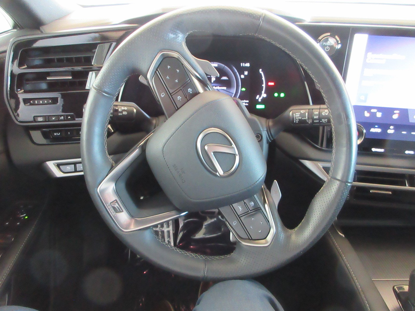 Used 2023 Lexus RX 500h F Sport w/ Accessory Package (Z1) AWD/4WD image 39