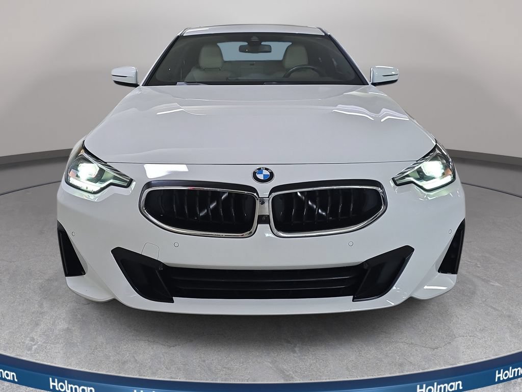 Used 2023 BMW 230i Coupe w/ Convenience Package RWD image 2
