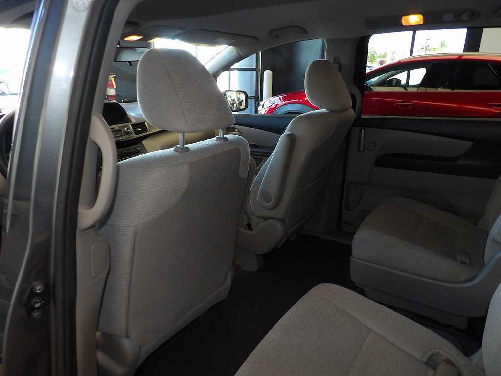 Used 2013 Honda Odyssey LX image 21