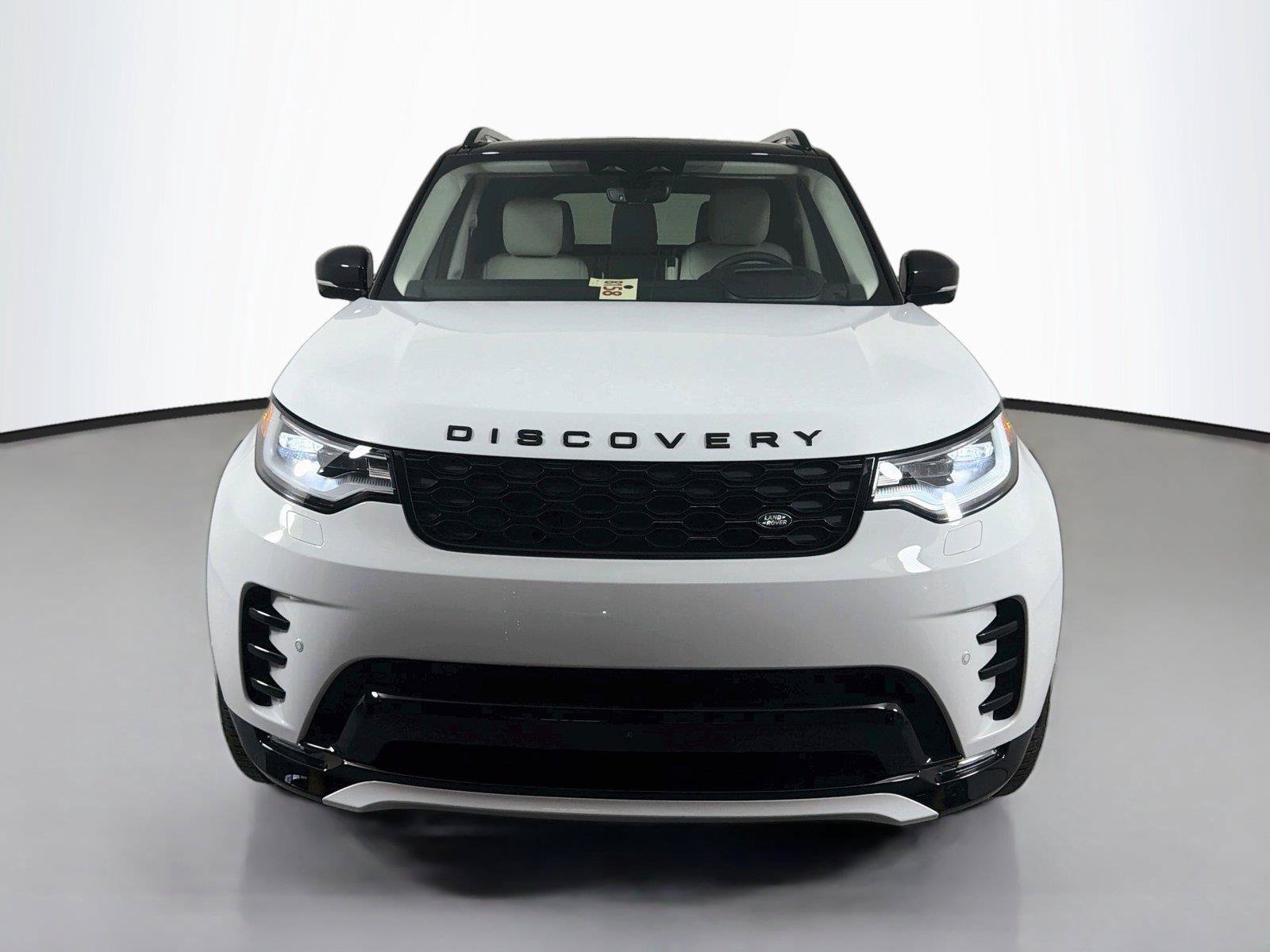 New 2026 Land Rover Discovery Dynamic SE AWD/4WD image 2