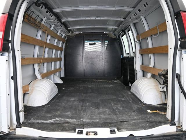 Used 2021 Chevrolet Express 2500 w/ Driver Convenience Package image 34