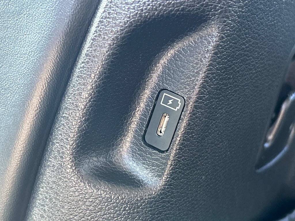 Used 2025 Kia Telluride S AWD/4WD image 26