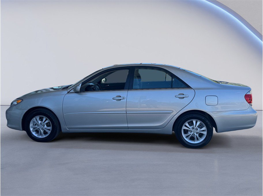 Used 2006 Toyota Camry LE FWD image 3