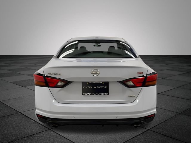 Used 2024 Nissan Altima 2.5 SR w/ SR Premium Package AWD/4WD image 5