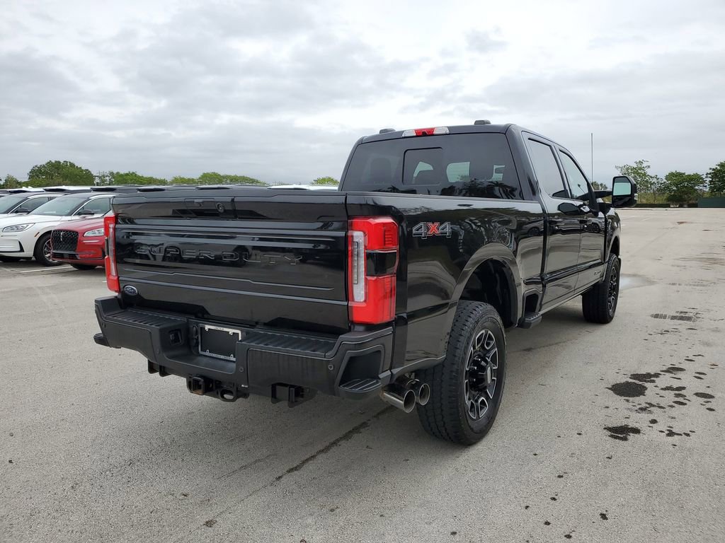 Used 2025 Ford F250 Platinum image 4