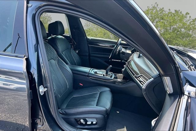 Used 2018 BMW 750i xDrive AWD/4WD image 7