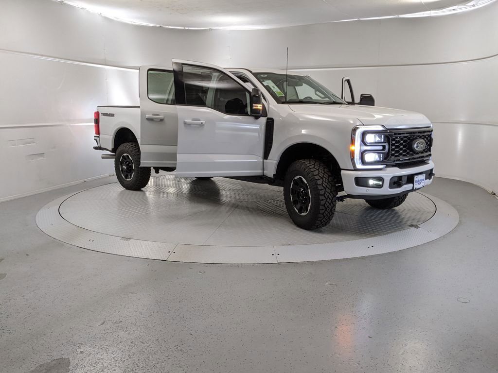 New 2025 Ford F250 Lariat w/ Lariat Ultimate Package image 14
